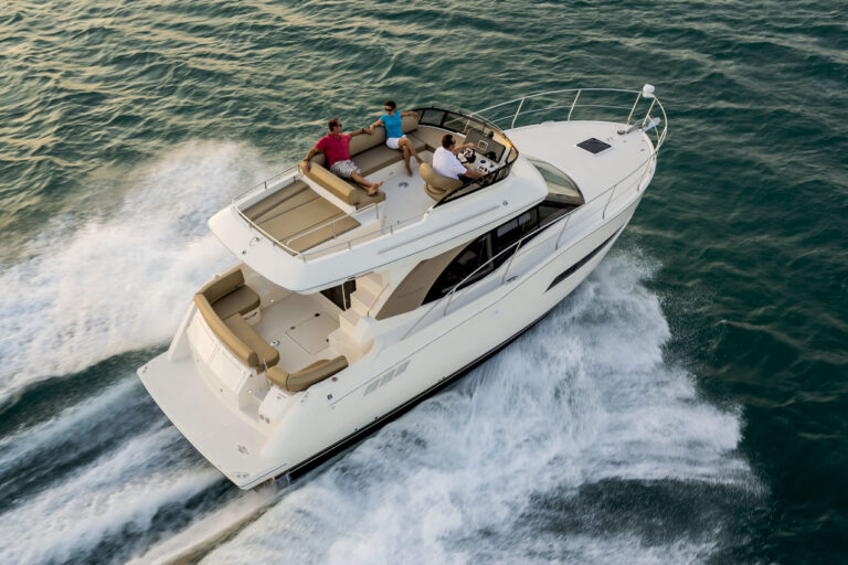 Carver C36 Command Bridge FOR SALE