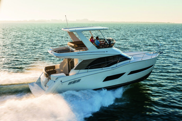 Carver C40 Command Bridge FOR SALE