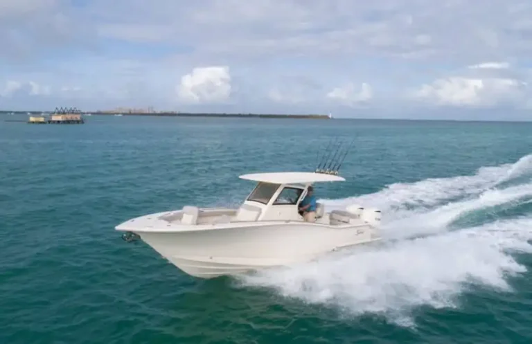 Scout 305 LXF FOR SALE