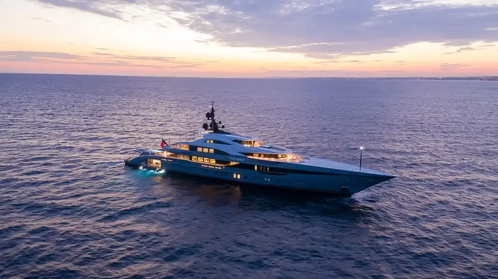 SUPER YACHTS FOR SALE