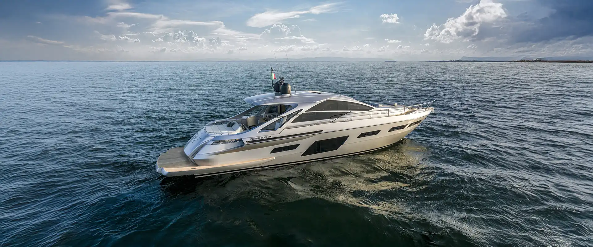 PERSHING YACHTS 7X FOR SALE