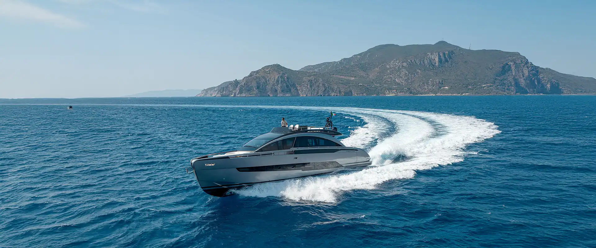 PERSHING YACHTS GTX 80 FOR SALE